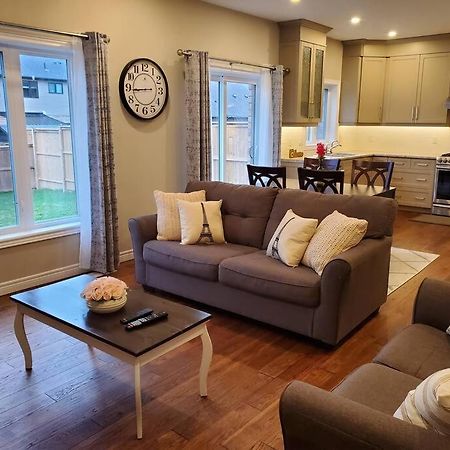 4 Bd Family Retreat Villa Stratford Exterior photo